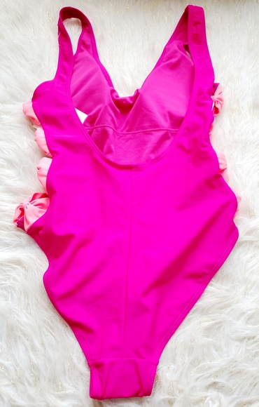 Cyn & Luca pink one-piece swimsuit - Picture 5 of 5